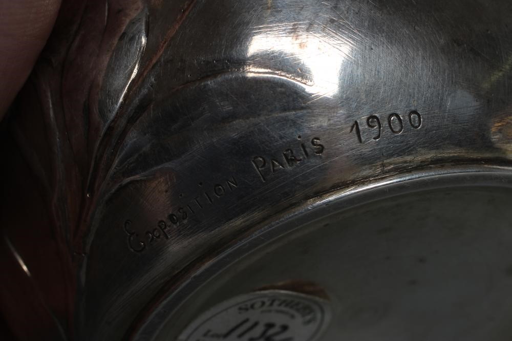 AFTER EUGENE LELIEVRE (1856-1945) An art nouveau silvered bronze box and cover Image