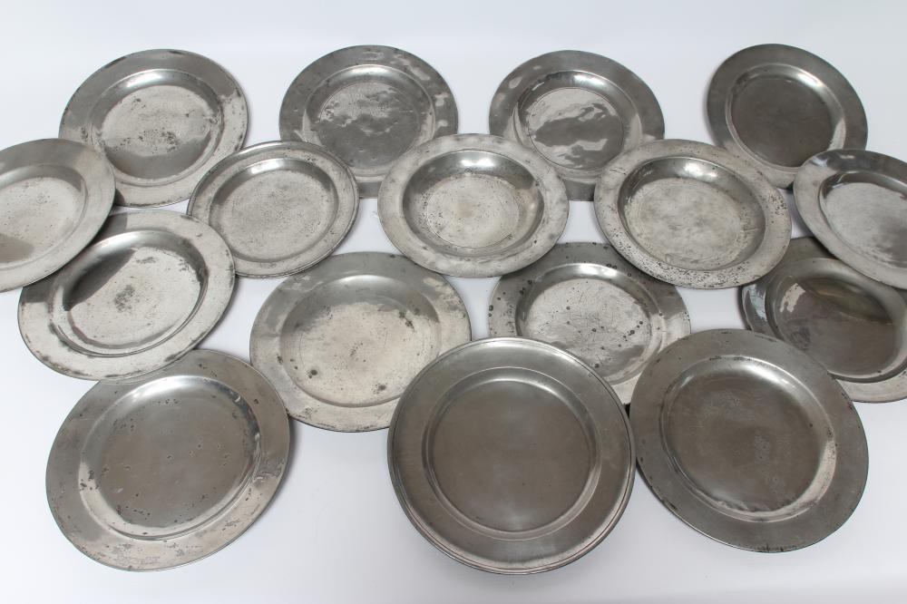 A COLLECTION OF GEORGIAN PEWTER PLATES AND DISHES, 18th century, 8 1/2" - 9 1/2" (16) (Est. plus 24% Image