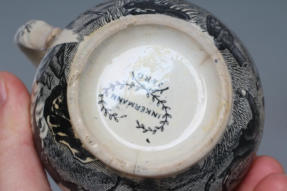 A SUNDERLAND PINK LUSTRE PEARLWARE FROG MUG Image