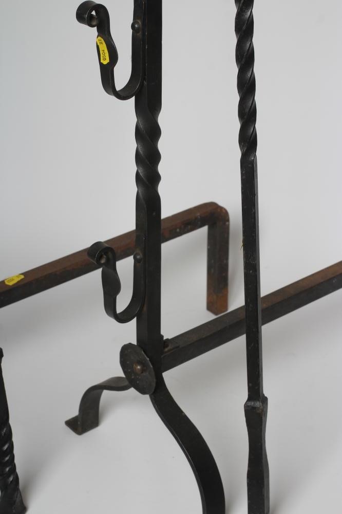AN EARLY GEORGIAN STYLE CAST IRON FIREBACK Image