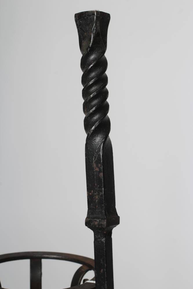 AN EARLY GEORGIAN STYLE CAST IRON FIREBACK Image