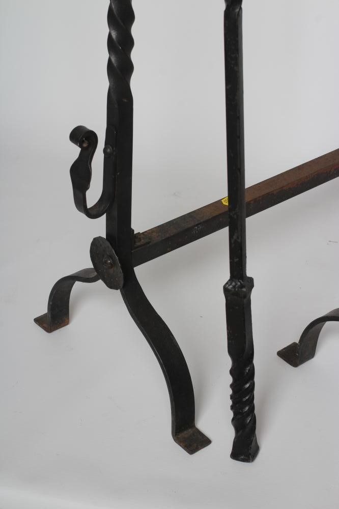 AN EARLY GEORGIAN STYLE CAST IRON FIREBACK Image
