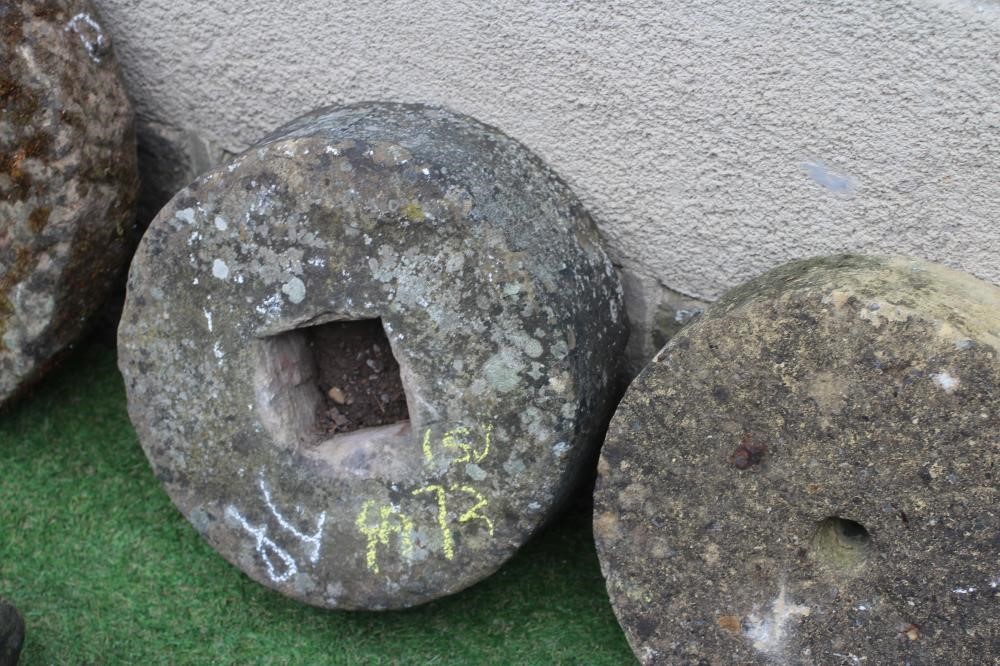 A SMALL SANDSTONE BIRD BATH, the circular bowl with carved bird to rim, 13 1/2" x 4", together with Image