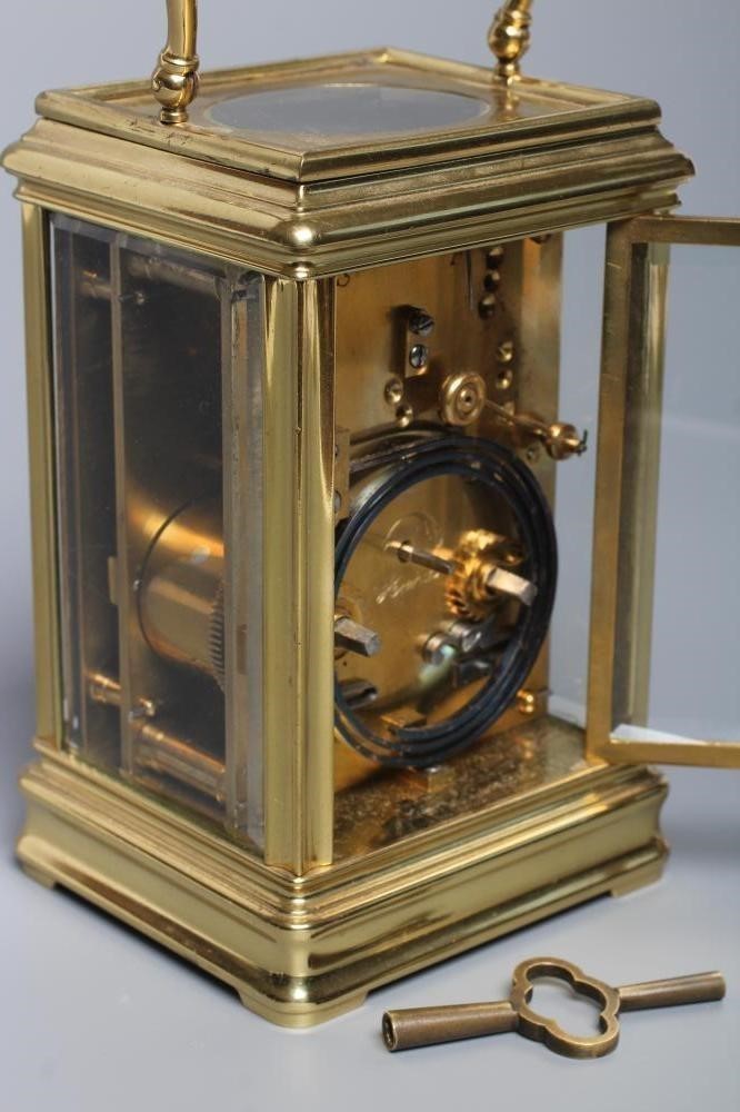 A BRASS CASED CARRIAGE CLOCK Image