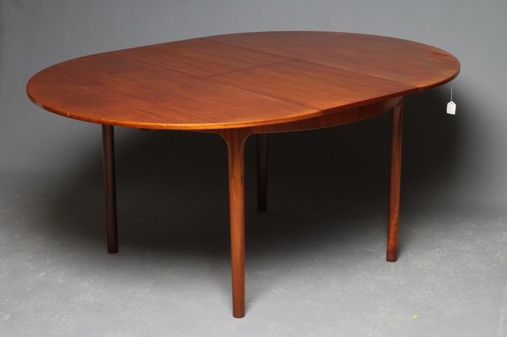 A McINTOSH TEAK DINING TABLE AND CHAIRS Image