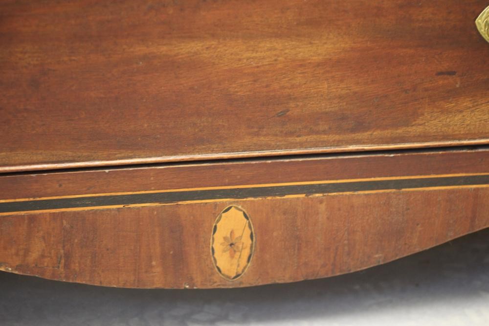 A GEORGIAN MAHOGANY CHEST ON CHEST Image