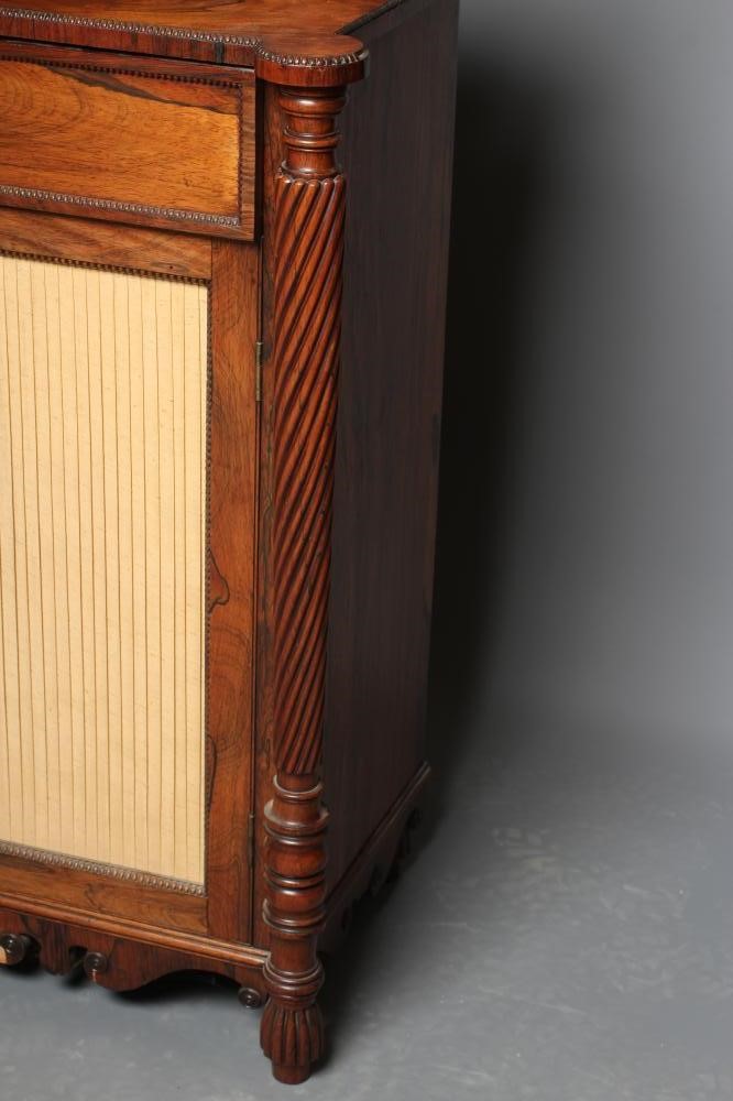 A REGENCY ROSEWOOD CHIFFONIER Image