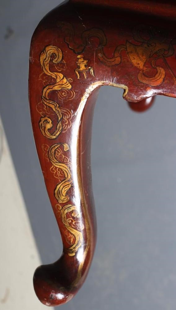 A CHINESE RED LACQUERED LOW TABLE Image