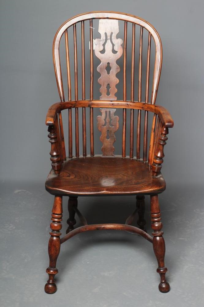 A YORKSHIRE YEW HIGH BACK WINDSOR ARMCHAIR Image