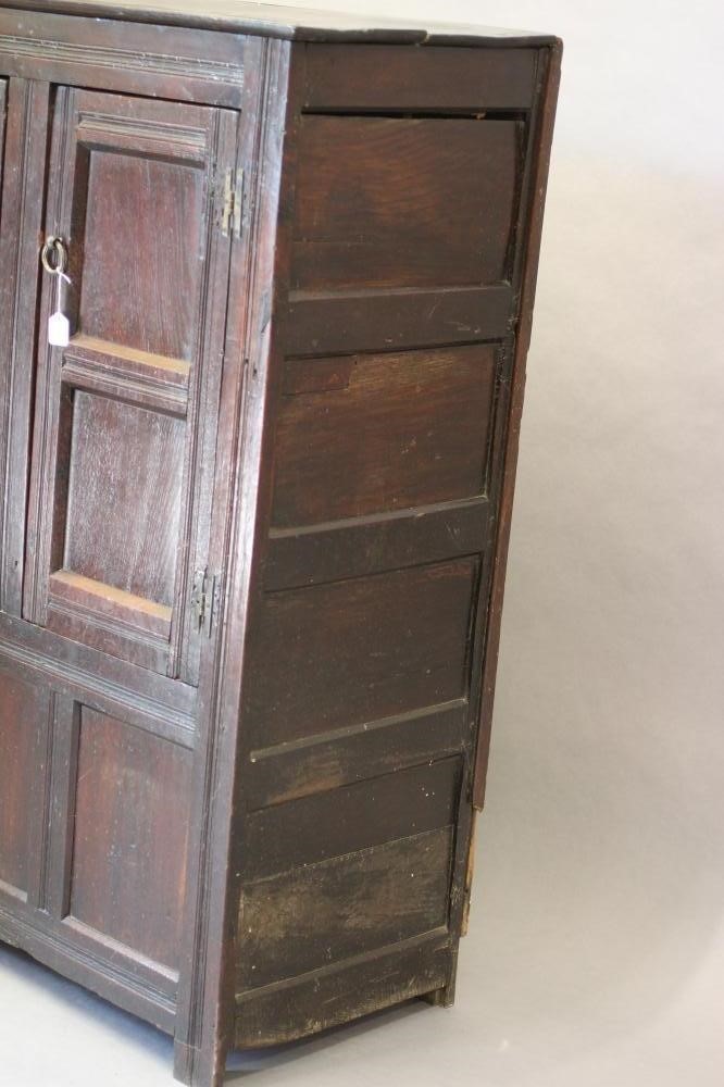 AN OAK CLOTHES PRESS Image