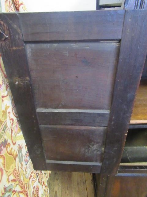 AN OAK CLOTHES PRESS Image