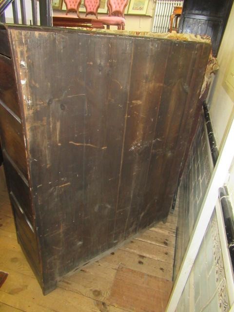 AN OAK CLOTHES PRESS Image