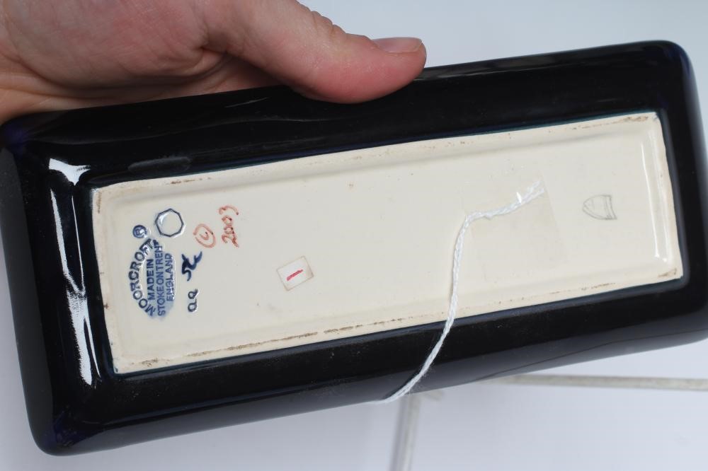 A MOORCROFT POTTERY VASE Image