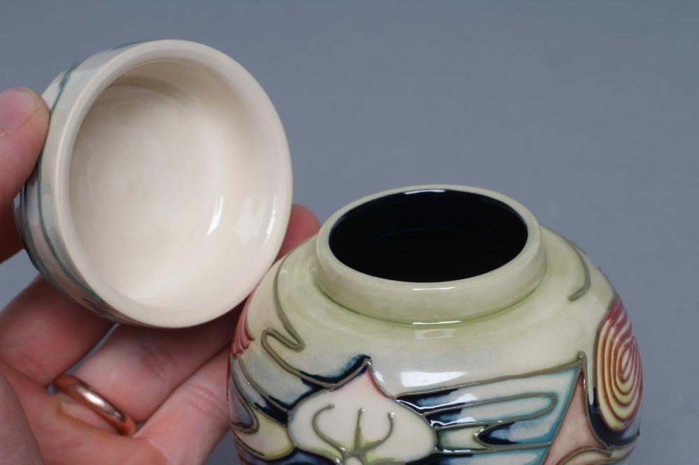 A MOORCROFT POTTERY SMALL JAR AND COVER Image