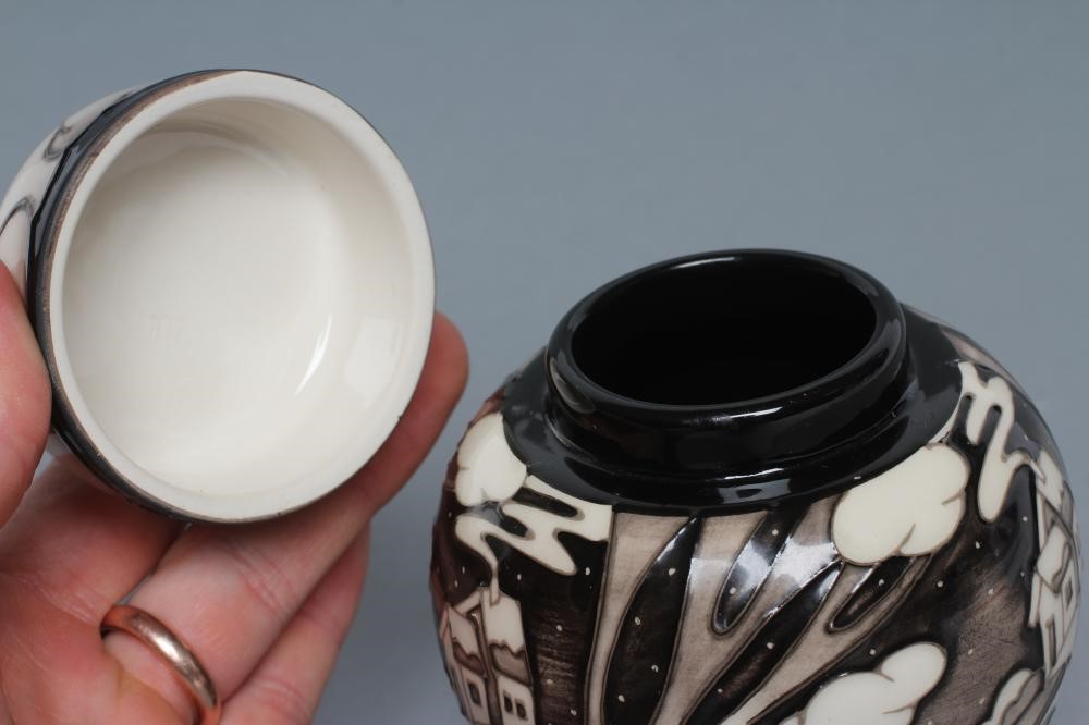 A MOORCROFT POTTERY SMALL JAR AND COVER Image