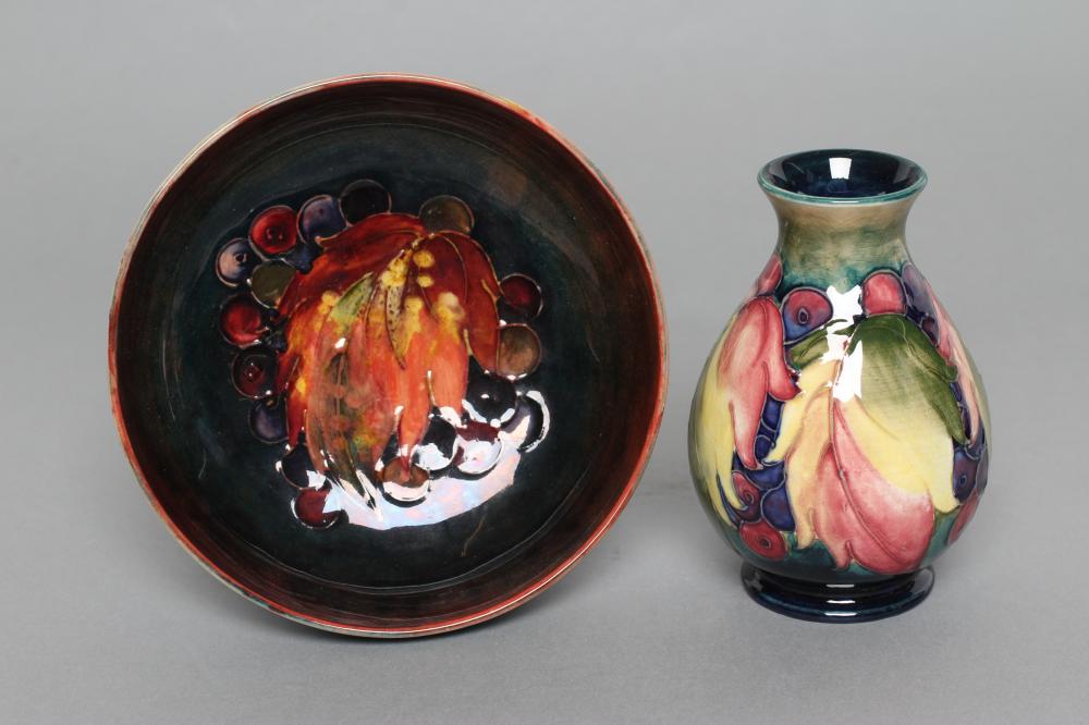 A MOORCROFT POTTERY LEAF AND FRUIT PATTERN BOWL Image