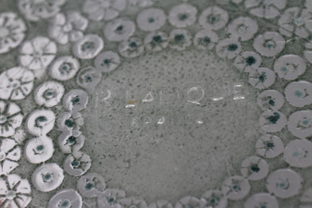 A LALIQUE GLASS NEMOURS BOWL Image