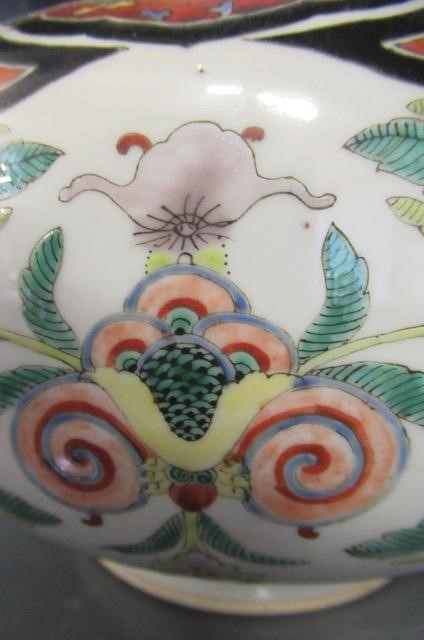 A PAIR OF CHINESE PORCELAIN VASES of baluster form Image