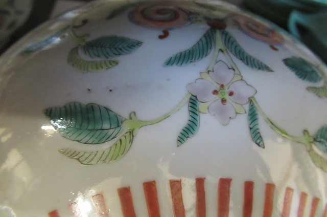 A PAIR OF CHINESE PORCELAIN VASES of baluster form Image