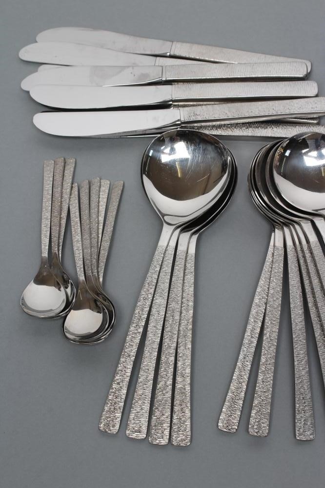 GERALD BENNEY FOR VINERS Image