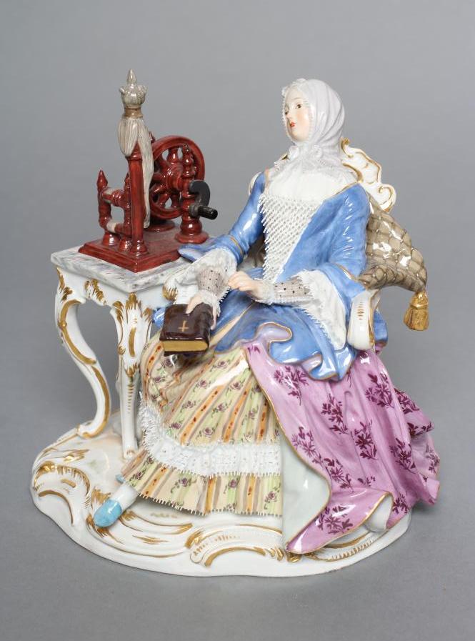 A MEISSEN PORCELAIN FIGURE Image