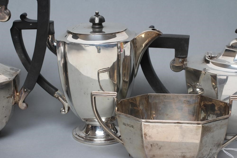 A SILVER THREE PIECE TEA SERVICE Image