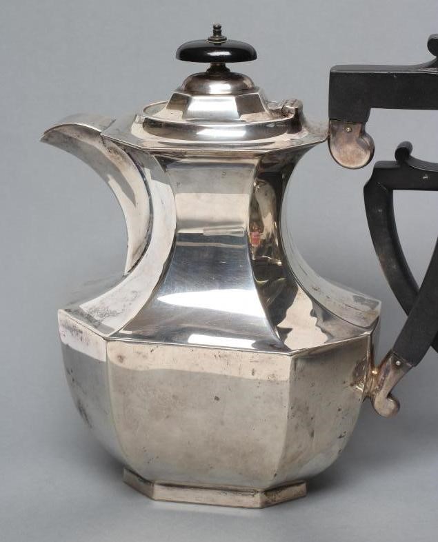 A SILVER THREE PIECE TEA SERVICE Image