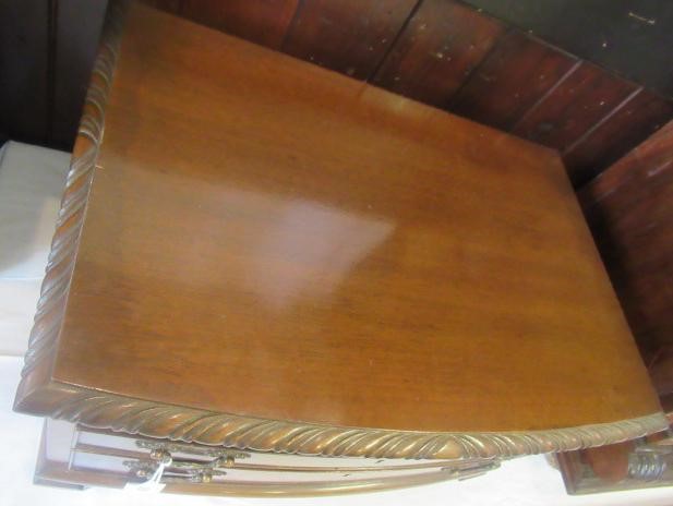 AN EXTENSIVE SILVER KING'S PATTERN TABLE SERVICE for twelve place settings Image