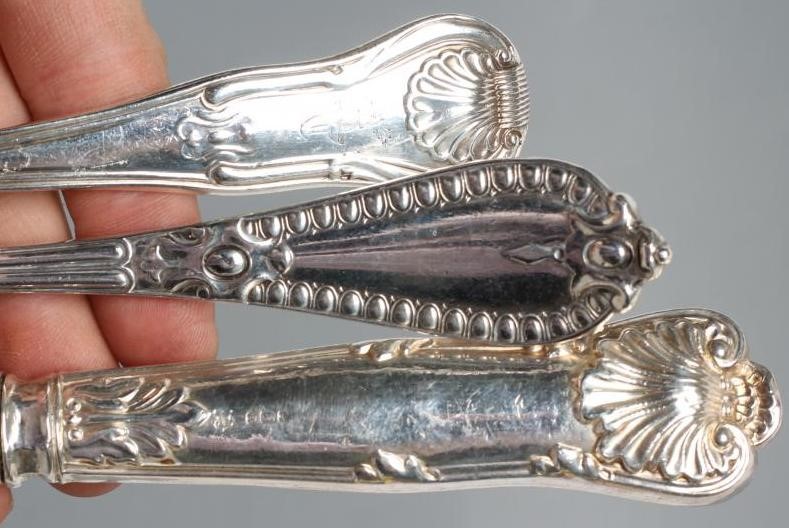 A LATE GEORGE III SILVER KING'S PATTERN TABLESPOON Image