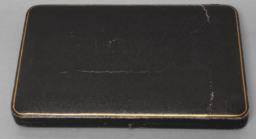 AN EDWARDIAN SET OF SIX PAIRS OF SILVER DESSERT KNIVES AND FORKS Image