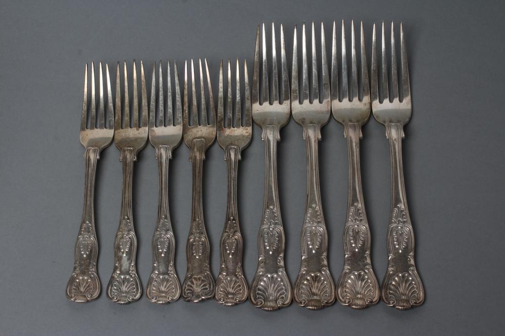 A SET OF FOUR SILVER DOUBLE STRUCK DIAMOND HEEL KING'S PATTERN TABLE FORKS Image