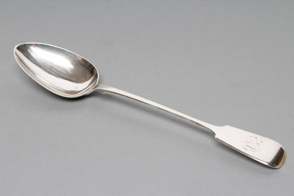 AN EARLY VICTORIAN SILVER FIDDLE PATTERN BASTING SPOON Image