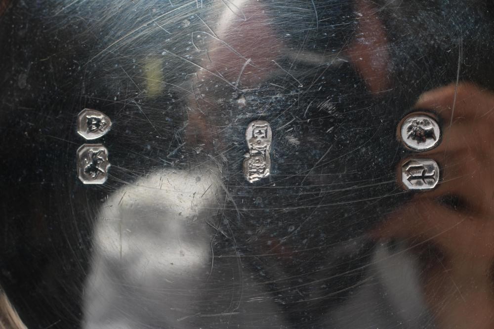 A VICTORIAN SILVER CHRISTENING MUG Image