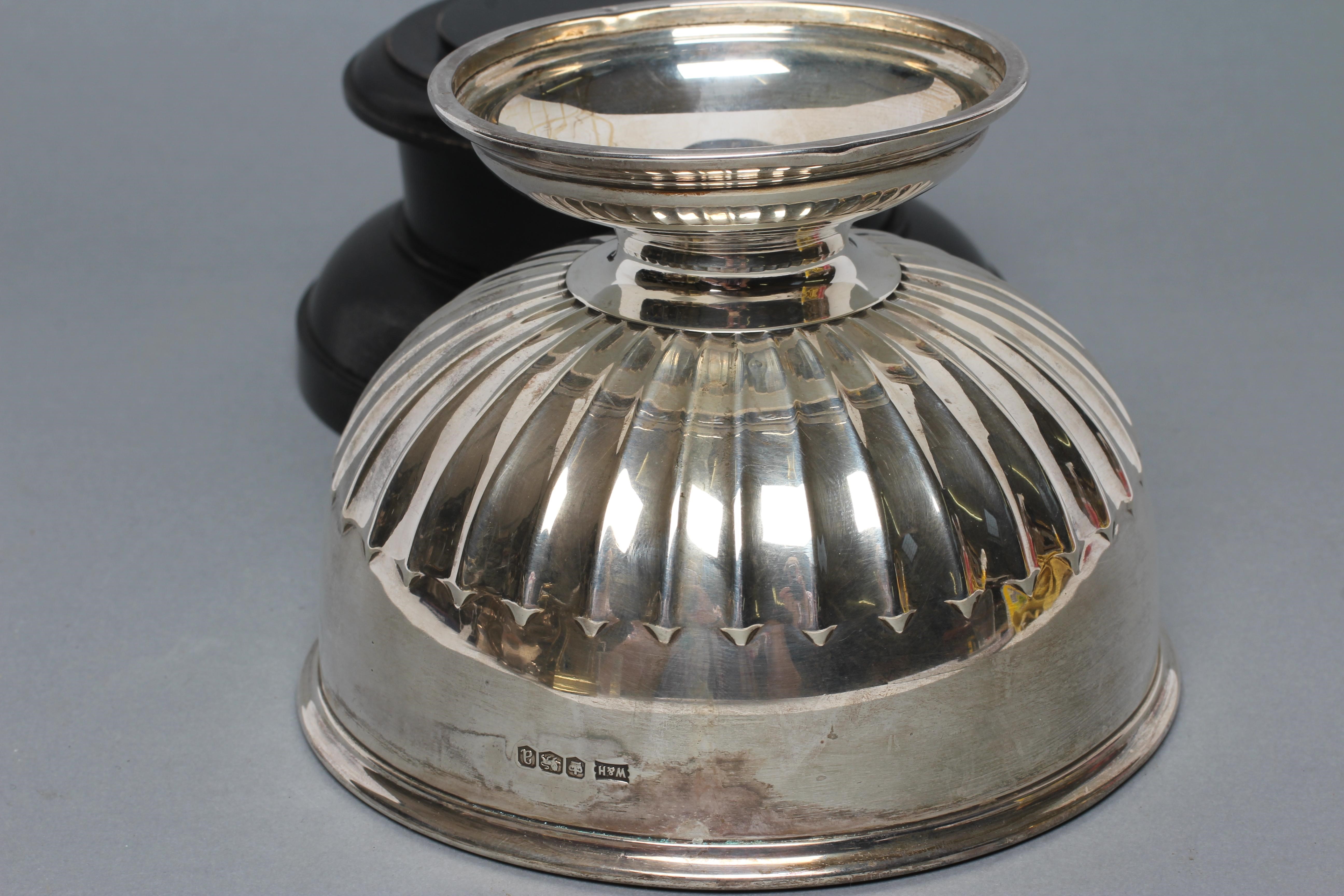 A LATE VICTORIAN SILVER SMALL ROSE BOWL Image