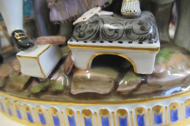 A MEISSEN PORCELAIN 'GOOD MOTHER' FIGURE GROUP Image