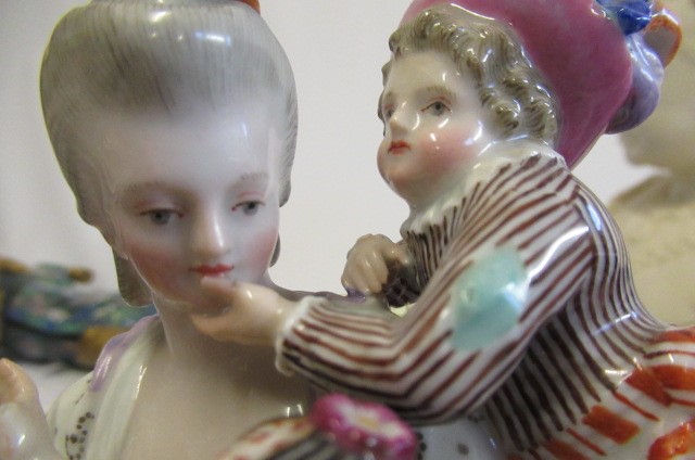 A MEISSEN PORCELAIN 'GOOD MOTHER' FIGURE GROUP Image
