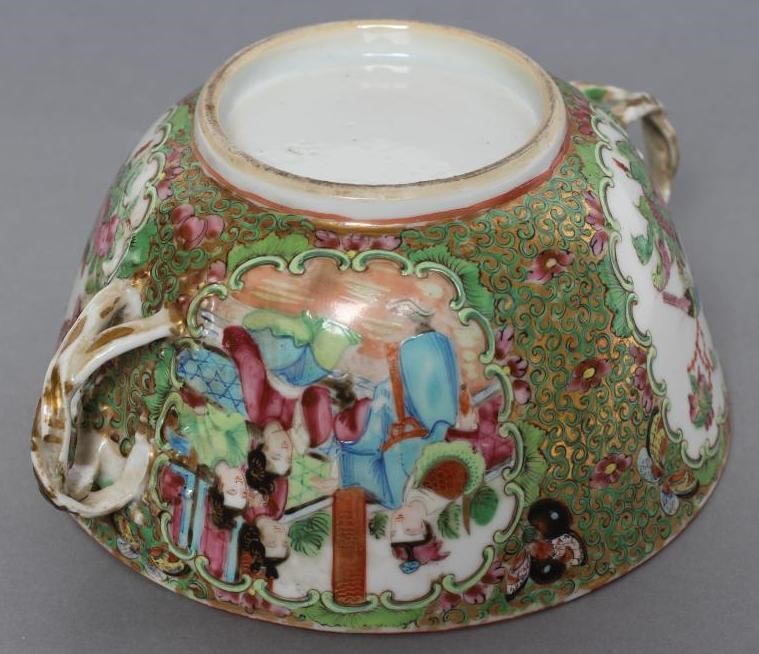 A CANTONESE PORCELAIN ECUELLE AND COVER of circular form with two entwined handles Image