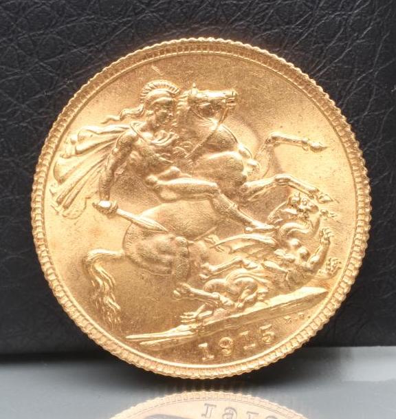 A GEORGE V GOLD SOVEREIGN Image