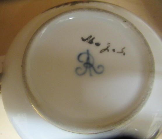 A HELENA WOLFSOHN DRESDEN PORCELAIN ECUELLE Image