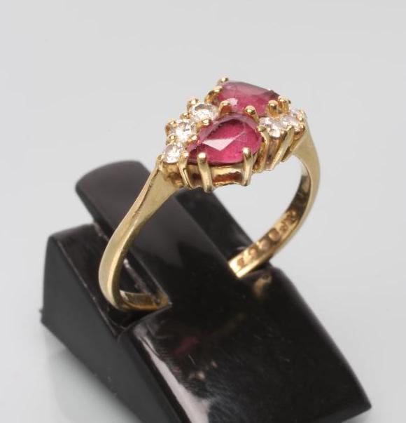 A RUBY AND DIAMOND RING Image