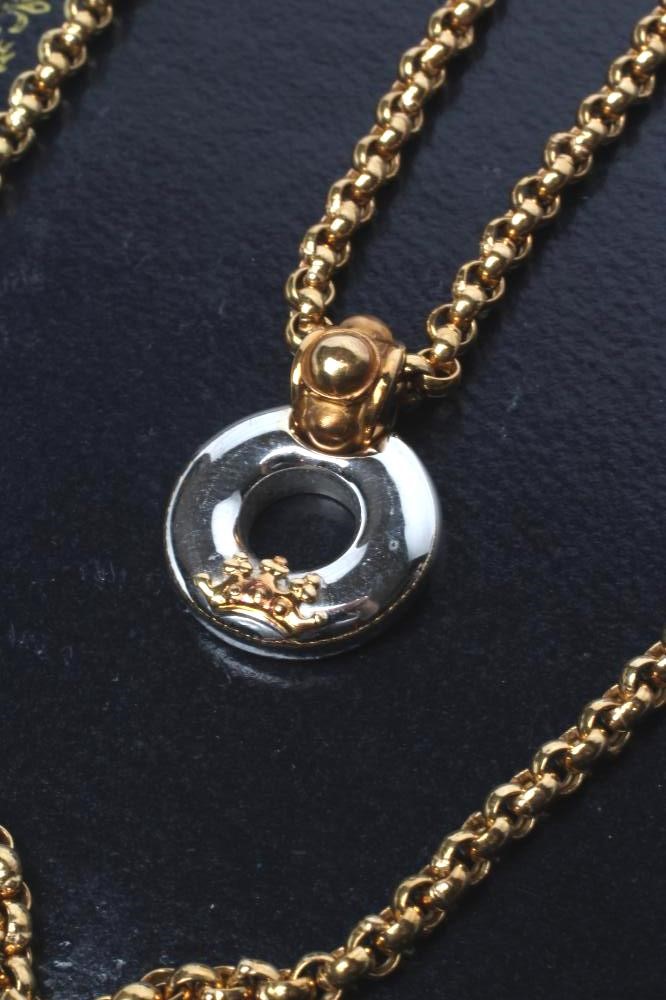 A GARRARD 18CT GOLD PENDANT Image