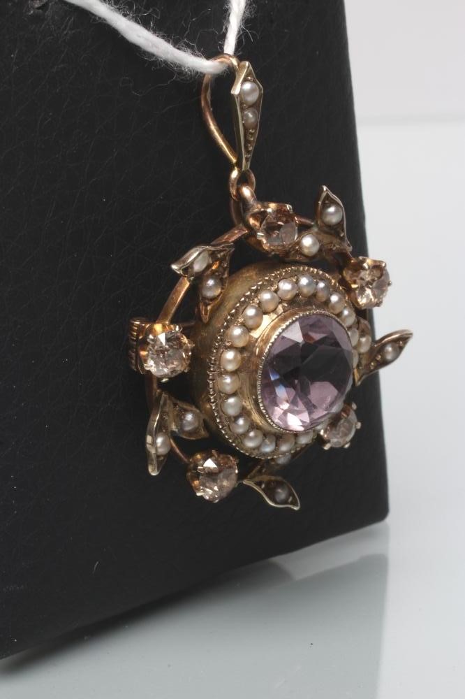 A LATE VICTORIAN AMETHYST Image