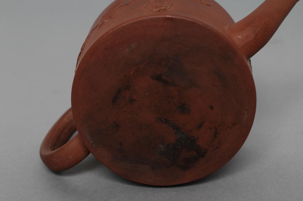 AN ELERS TYPE REDWARE MINIATURE TEAPOT AND COVER Image