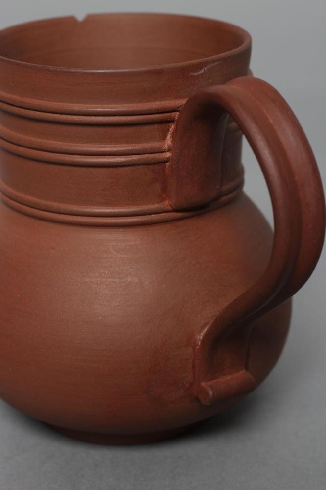 AN ELERS TYPE REDWARE MUG Image