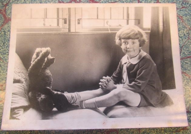 WINNIE THE POOH Image