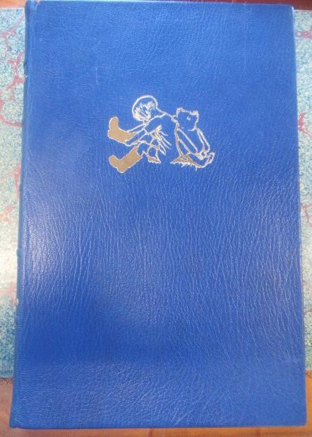 WINNIE THE POOH Image