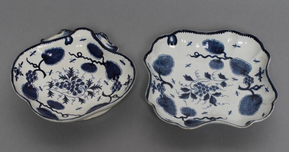 A FIRST PERIOD WORCESTER PORCELAIN RUBBER TREE PLANT DESSERT DISH Image