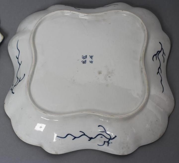 A FIRST PERIOD WORCESTER PORCELAIN RUBBER TREE PLANT DESSERT DISH Image