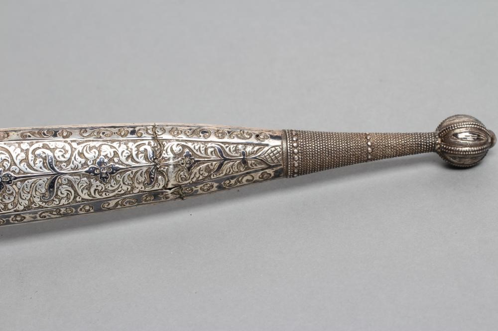 A CAUCASIAN DAGGER Image