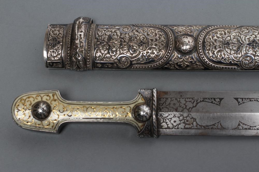 A CAUCASIAN DAGGER Image